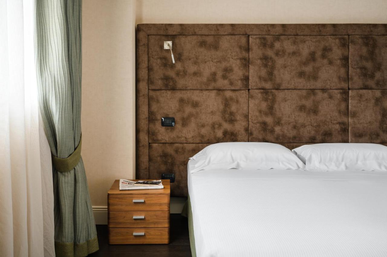 Hotel Cora คาราเต บริอันซา ภายนอก รูปภาพ