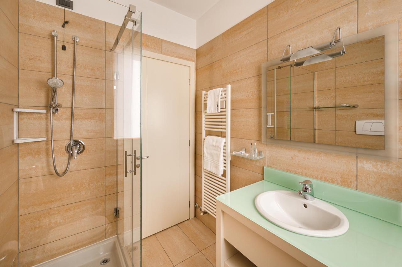 Hotel Cora คาราเต บริอันซา ภายนอก รูปภาพ