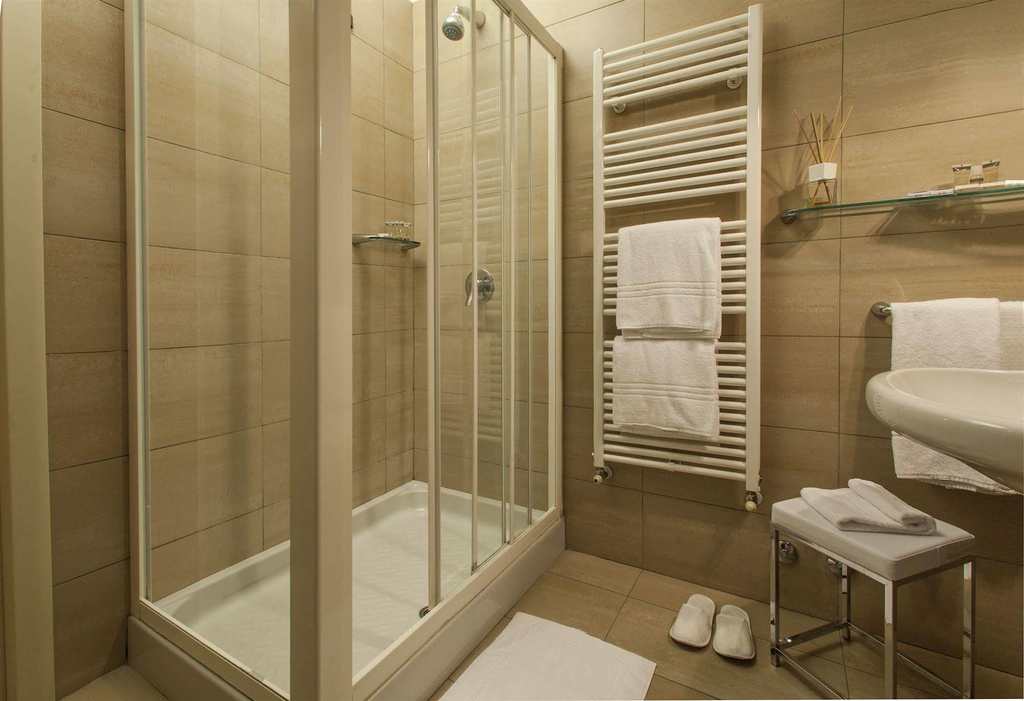 Hotel Cora คาราเต บริอันซา ภายนอก รูปภาพ